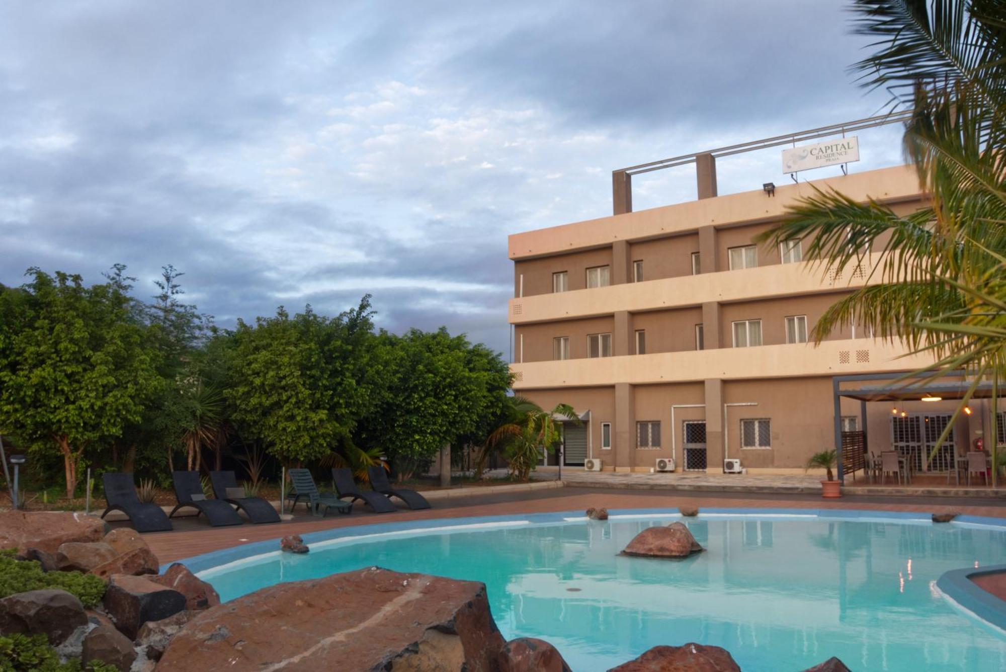Praia Capital Residence Aparthotel Buitenkant foto